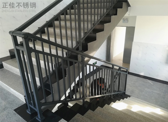 护栏乐竞官方网站_乐竞lejing(中国)
方管2